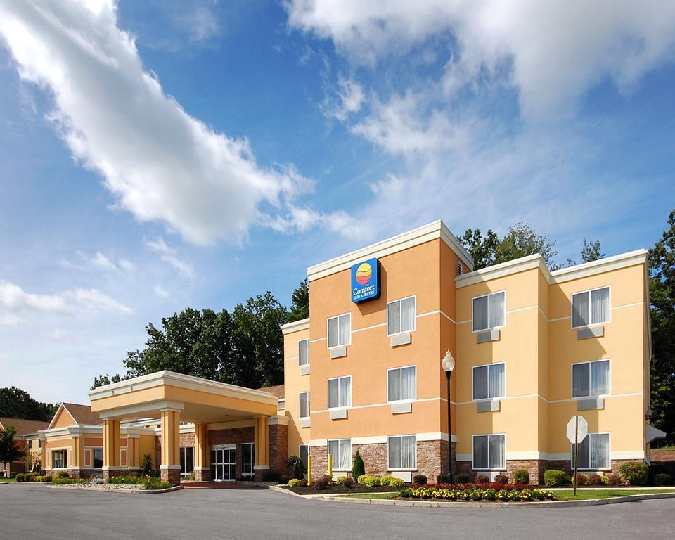 Comfort Inn & Suites Saratoga Springs Exteriör bild