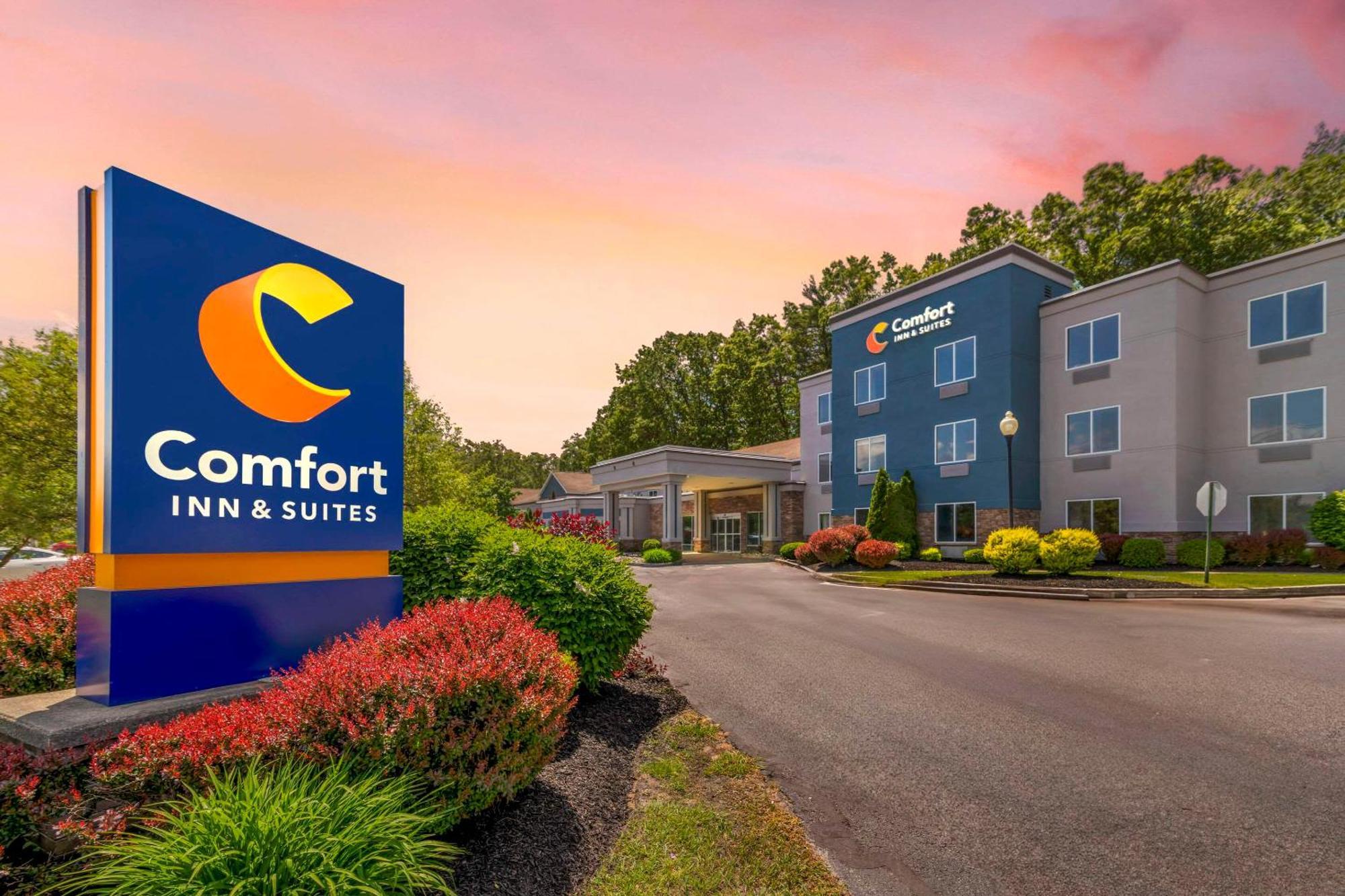 Comfort Inn & Suites Saratoga Springs Exteriör bild