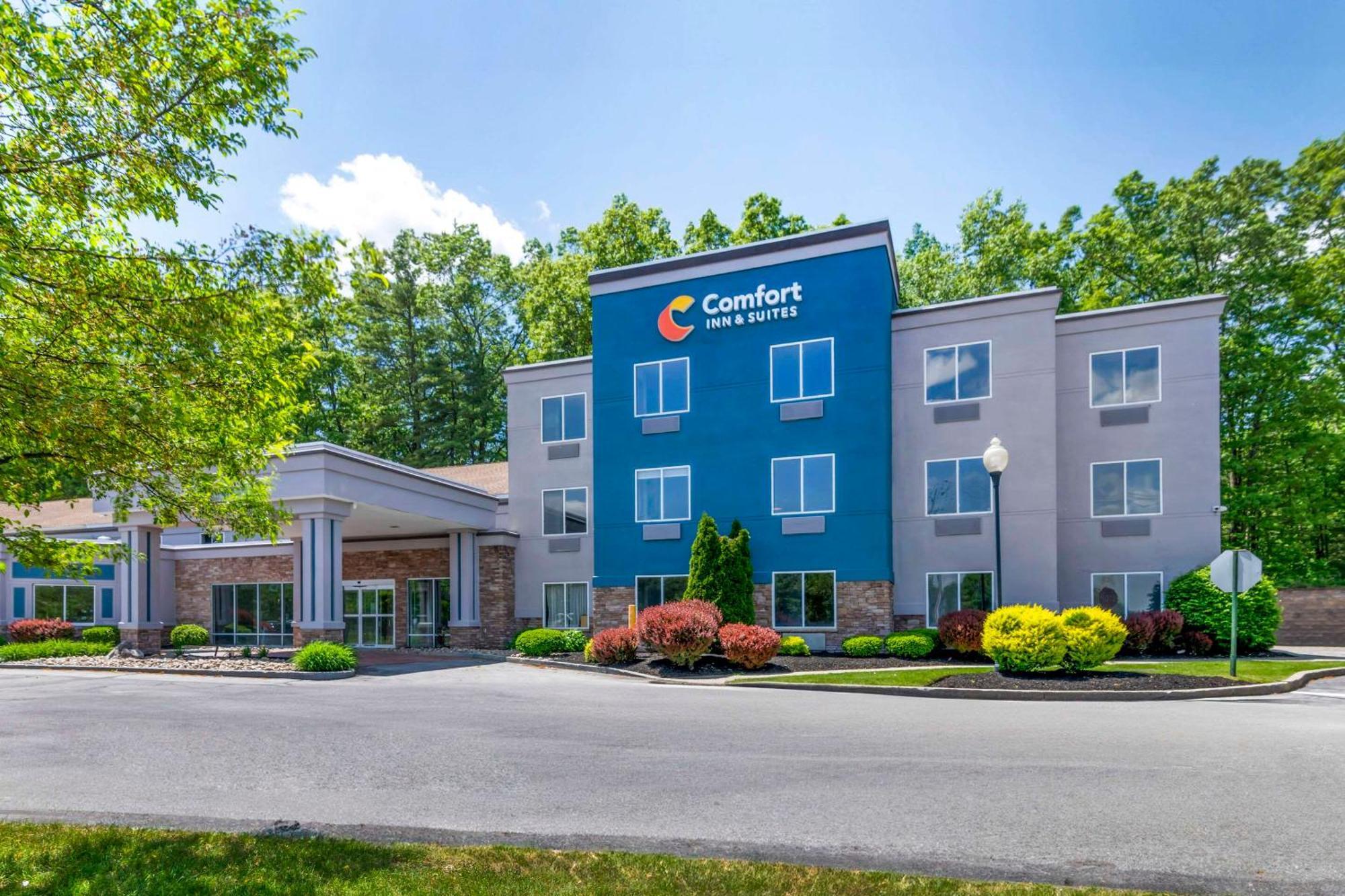 Comfort Inn & Suites Saratoga Springs Exteriör bild